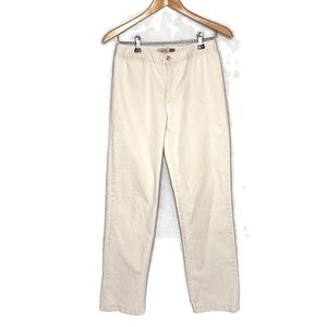 GAP Classic Khakis flat front low rise 8L